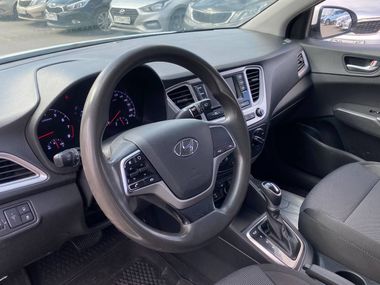 Hyundai Solaris 2020 года, 339 441 км - вид 10