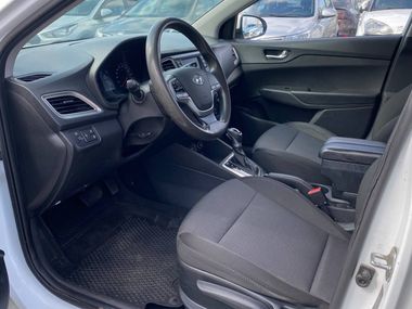 Hyundai Solaris 2020 года, 339 441 км - вид 15