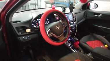 Hyundai Solaris 2020 года, 90 001 км - вид 5