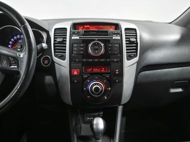 KIA Venga 2011 года, 198 165 км - вид 9