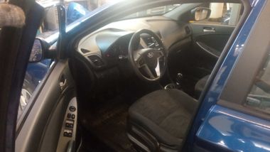 Hyundai Solaris 2014 года, 329 199 км - вид 5